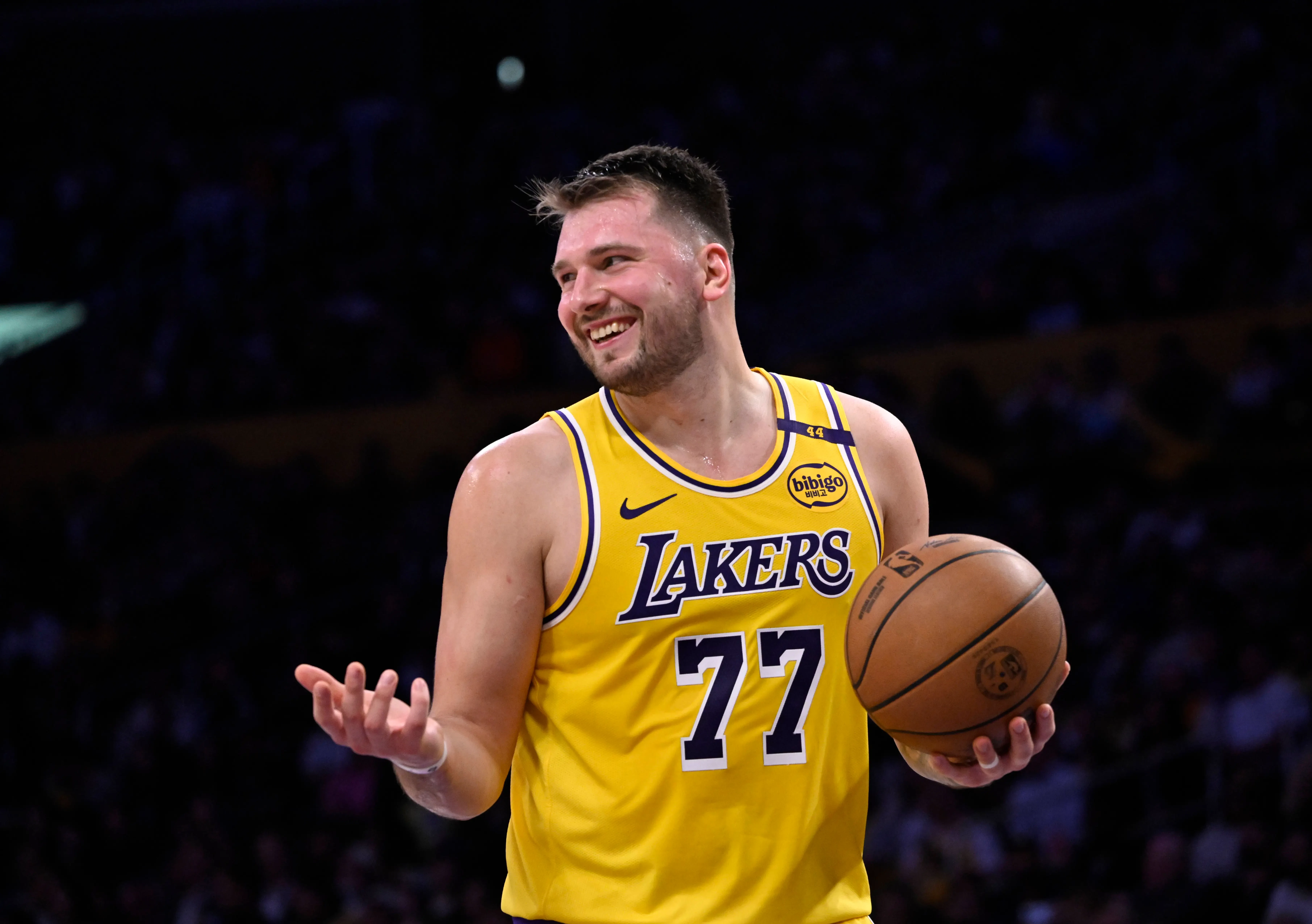 LeBron James Endorses Luka Doncic’s Composure Following Historic Fadeaway Game Winning Midrange Shot